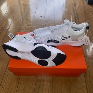 Nike Womens Superrep Go 2 - New w box